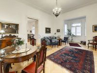 Eladó téglalakás, V. kerületben 399 M Ft, 5 szobás