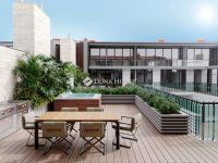 Eladó téglalakás, VI. kerületben 213.4 M Ft, 1 szobás