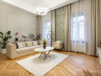 Eladó téglalakás, V. kerületben 239 M Ft, 3 szobás