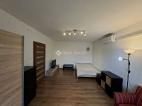 Eladó téglalakás, Szegeden 59.9 M Ft, 2 szobás