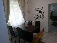 Eladó családi ház, Zsirán 66.9 M Ft, 3 szobás