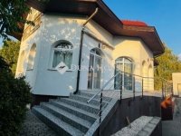 Eladó családi ház, XVIII. kerületben 174 M Ft, 6 szobás