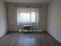 Eladó családi ház, Devecseren 18.9 M Ft, 2 szobás