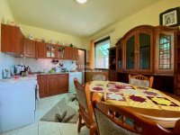 Eladó családi ház, Dunabogdányban 74.9 M Ft, 3 szobás