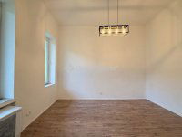 Eladó téglalakás, XV. kerületben 39.9 M Ft, 1 szobás