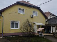 Eladó családi ház