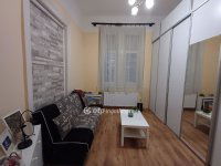 Eladó téglalakás, VII. kerületben 69.9 M Ft, 2 szobás