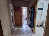 Eladó panellakás, Balatonfüreden 75 M Ft, 4 szobás