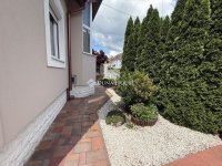 Eladó ikerház, Pécsett 119.9 M Ft, 3 szobás
