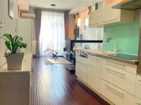 Eladó téglalakás, VI. kerületben 165 M Ft, 2 szobás