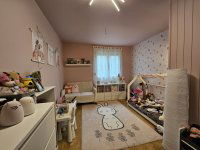 Eladó panellakás, Pécsett 47.9 M Ft, 2+1 szobás