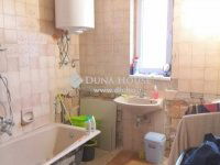 Eladó családi ház, Dunaharasztin 109 M Ft, 6 szobás