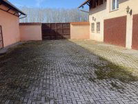 Kiadó ipari ingatlan, Kecskeméten 350 E Ft / hó