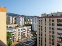 Eladó panellakás, Pécsett 53.9 M Ft, 2 szobás