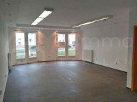 Eladó üzlethelyiség