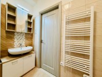 Eladó téglalakás, Győrött 63.5 M Ft, 2 szobás