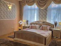 Eladó családi ház, XV. kerületben 229 M Ft, 8 szobás