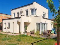 Eladó ikerház, Nyíregyházán 145 M Ft, 4+1 szobás