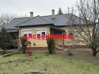 Eladó családi ház, Demecseren 22.4 M Ft, 3 szobás