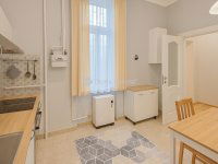 Eladó téglalakás, XIII. kerületben 98 M Ft, 2 szobás