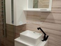 Eladó téglalakás, Komlón 33.9 M Ft, 3 szobás