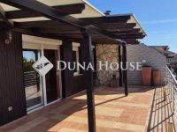 Eladó téglalakás, X. kerületben 157 M Ft, 3 szobás