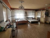 Eladó családi ház, Dunaújvárosban 62.5 M Ft, 6 szobás