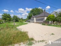 Eladó családi ház, Koroncón 97.9 M Ft, 5 szobás