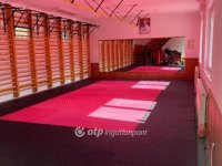 Eladó családi ház, Pápán 129 M Ft, 10 szobás