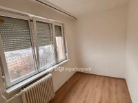 Eladó panellakás, Dunaújvárosban 33.5 M Ft, 1+1 szobás