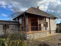 Eladó családi ház, Balatonfűzfőn 149 M Ft, 4 szobás