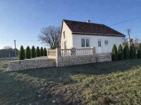 Eladó családi ház