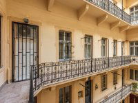 Eladó téglalakás, VI. kerületben 99.9 M Ft, 2 szobás