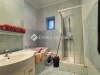 Eladó családi ház, Gyálon 112.5 M Ft, 5 szobás