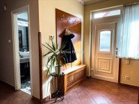 Eladó ikerház, Vecsésen 155 M Ft, 5 szobás