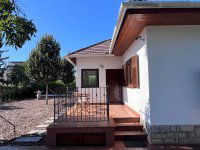 Kiadó családi ház, albérlet, Balatonfüreden 750 E Ft / hó