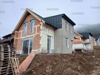 Eladó ikerház, Pilisborosjenőn 169 M Ft, 3+2 szobás