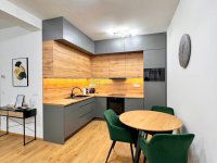 Eladó téglalakás, Szegeden 95.2 M Ft, 3 szobás