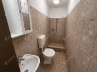 Eladó családi ház, Újkéren 39.9 M Ft, 2 szobás