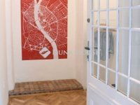 Eladó téglalakás, VI. kerületben 67.5 M Ft, 2 szobás