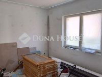 Eladó családi ház, Budakalászon 224 M Ft, 4 szobás