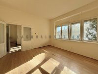 Kiadó téglalakás, albérlet