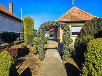 Eladó családi ház, Debrecenben 51.9 M Ft, 1 szobás