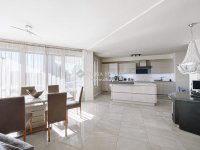 Eladó ikerház, Pécelen 369 M Ft, 11 szobás