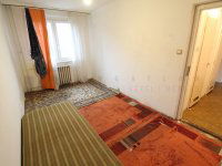 Eladó panellakás, Szegeden, Kereszttöltés utcában 47.5 M Ft