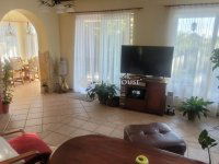 Eladó családi ház, Szadán 209.9 M Ft, 6 szobás