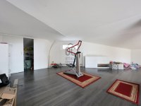 Eladó családi ház, Kistarcsán 159.9 M Ft, 5 szobás
