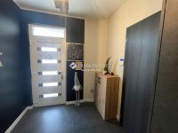 Eladó családi ház, Pécsett 144.5 M Ft, 4 szobás