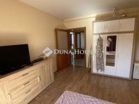 Eladó panellakás, Pécsett 42.4 M Ft, 2 szobás