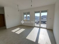 Eladó ikerház, Vasadon 82.9 M Ft, 4 szobás / költözzbe.hu